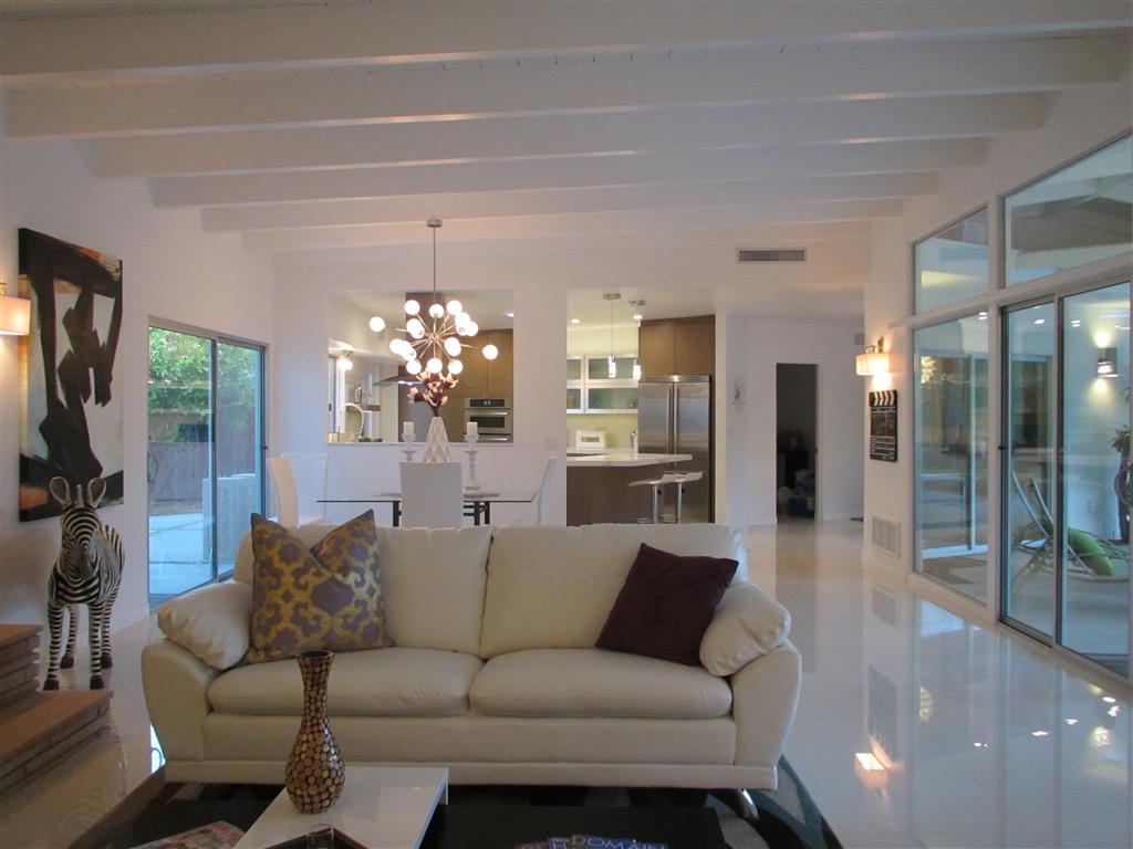 SL920 Living Room 4